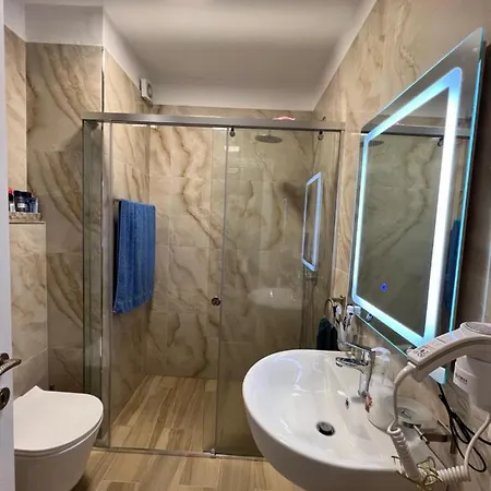 Zirkon Rush * Tirana