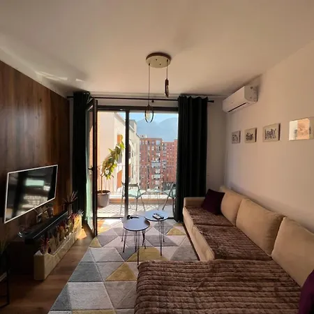 Zirkon Rush Apartment *